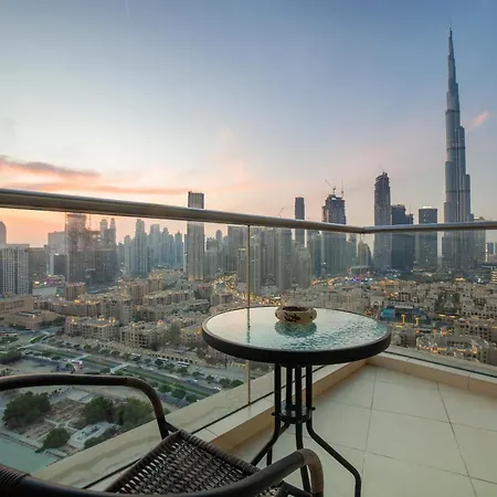 Upgraded Apartment With Stunning Burj Khalifa View Dubai Exterior photo