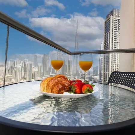Upgraded Apartment With Stunning Burj Khalifa View Dubai Exterior photo