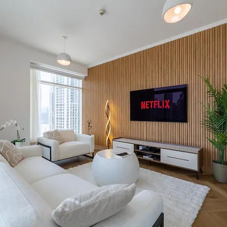 Upgraded Apartment With Stunning Burj Khalifa View Dubai Exterior photo