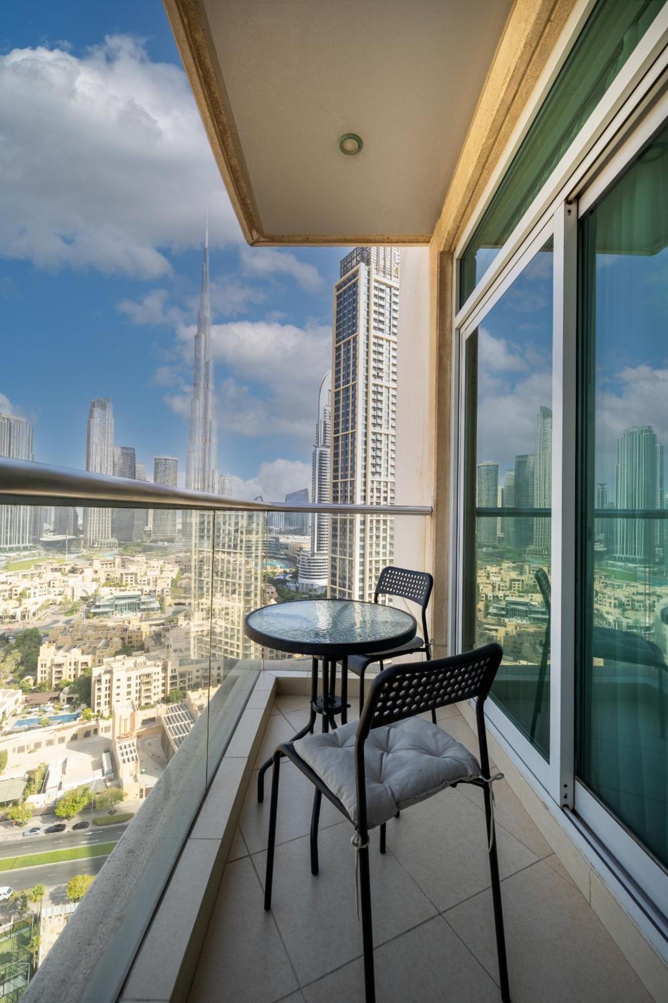 شقة Upgraded With Stunning Burj Khalifa View *