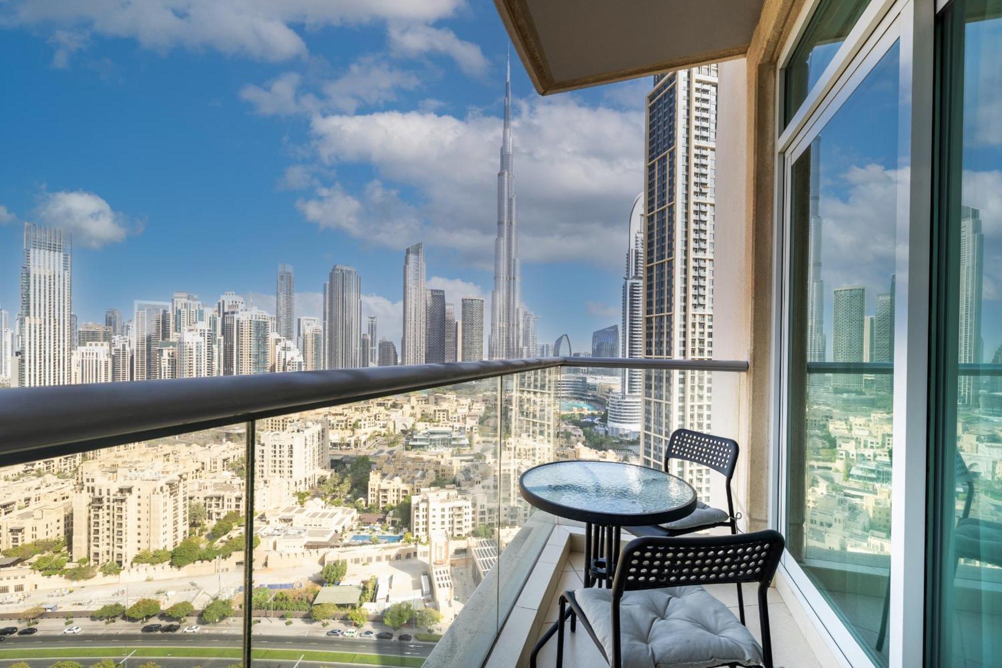 شقة Upgraded With Stunning Burj Khalifa View دبي